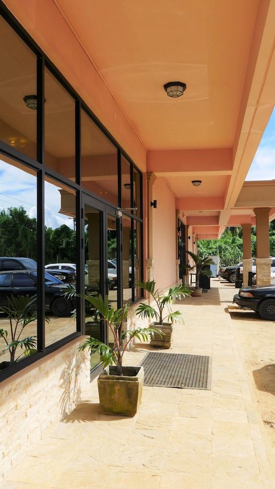 Saipan Vegas Resort Exterior photo